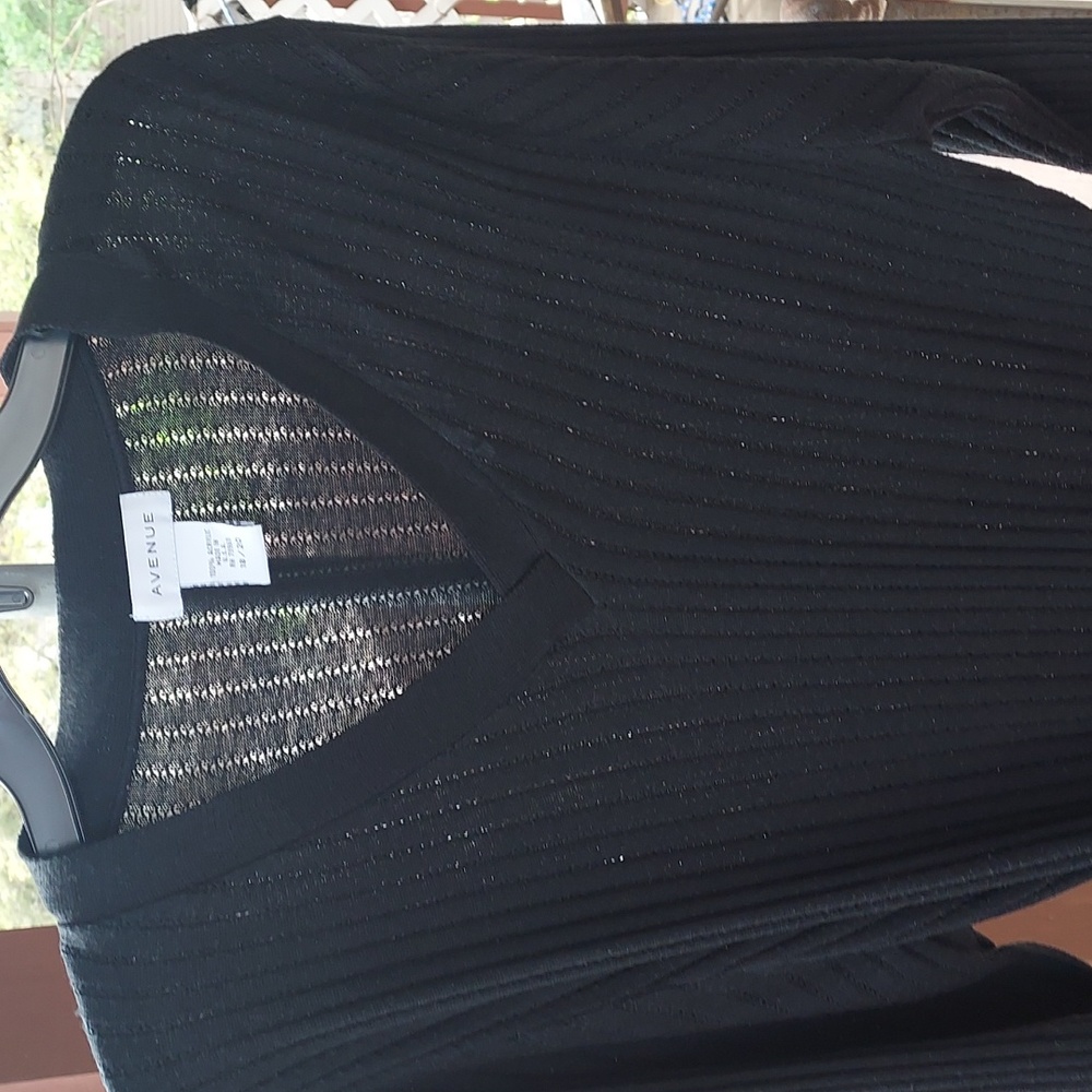 AVENUE Sweater Size 18/20, 100% Acrylic